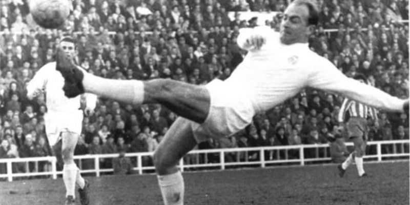 The Golden Age of Real Madrid: Di Stéfano's Role in Five European Cups